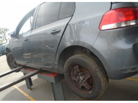VW Golf VI de 2010 1.6 tdi para Peças